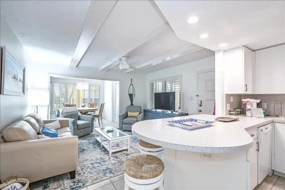 Bg Beach Club 5D 3 Bedroom Home By Redawning