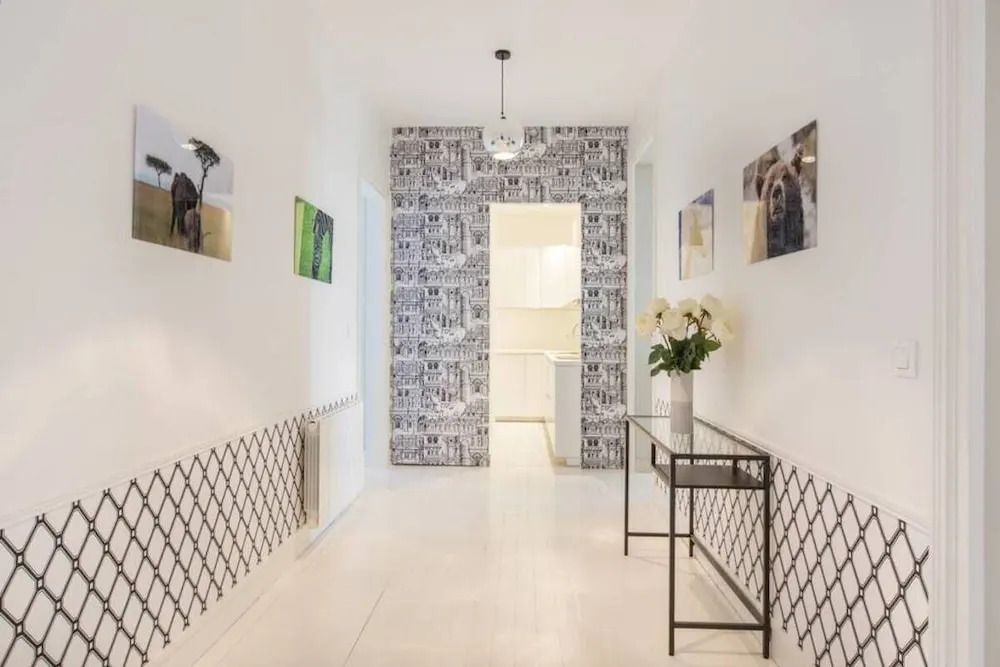 Gorgeous 3 Bedroom Apartment at Eiffel Tower