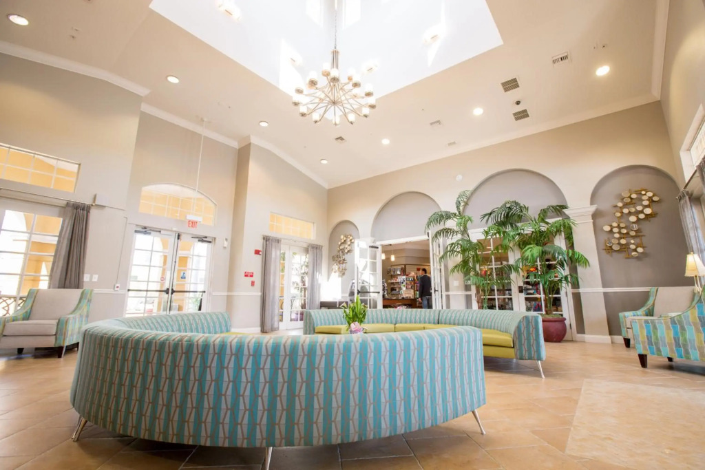 Renovated Condo by Convention Center & I-drive