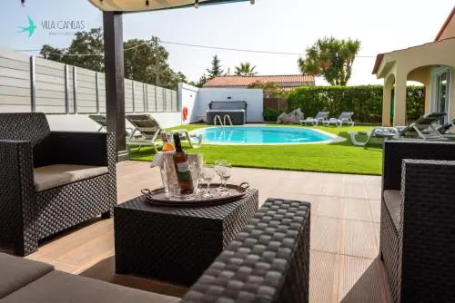 Villa Canelas