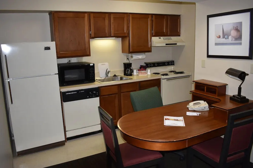 Hawthorn Suites by Wyndham Miamisburg/Dayton Mall South