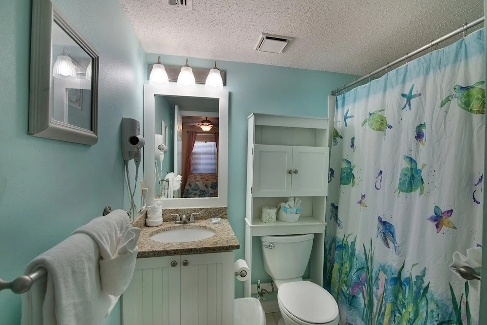 Pelican Beach 0710 1 Bedroom Condo by Pelican Beach Management