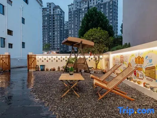 One Meter Time Art Lodge（Tao Jingdezhen Tao Xichuan Cultural and Creetive Street shop）