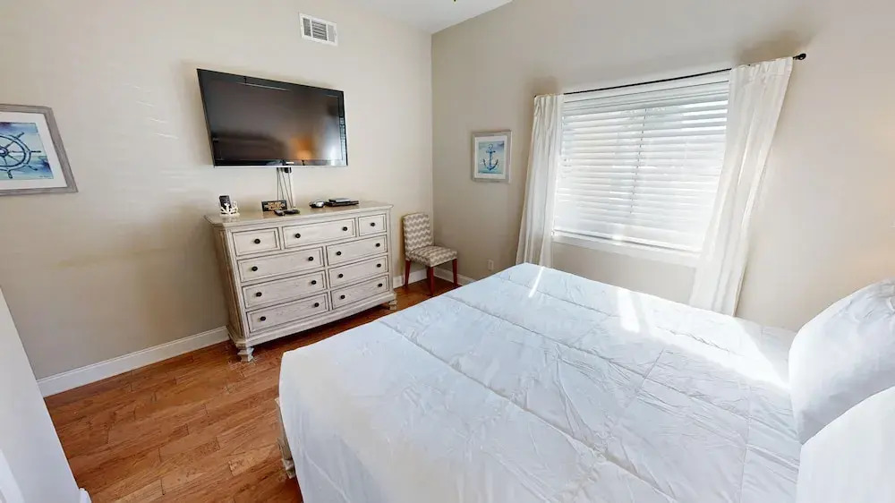 Alerio 103e 2 Bedroom Condo