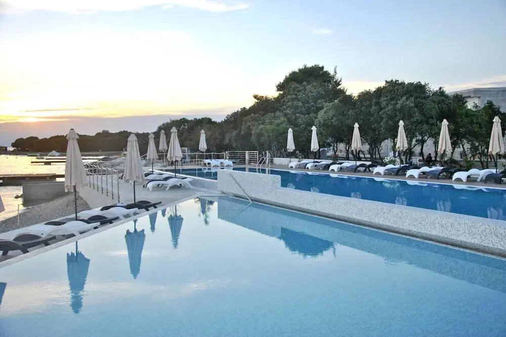 Villas Punta Skala Apartments With Pools at Beach