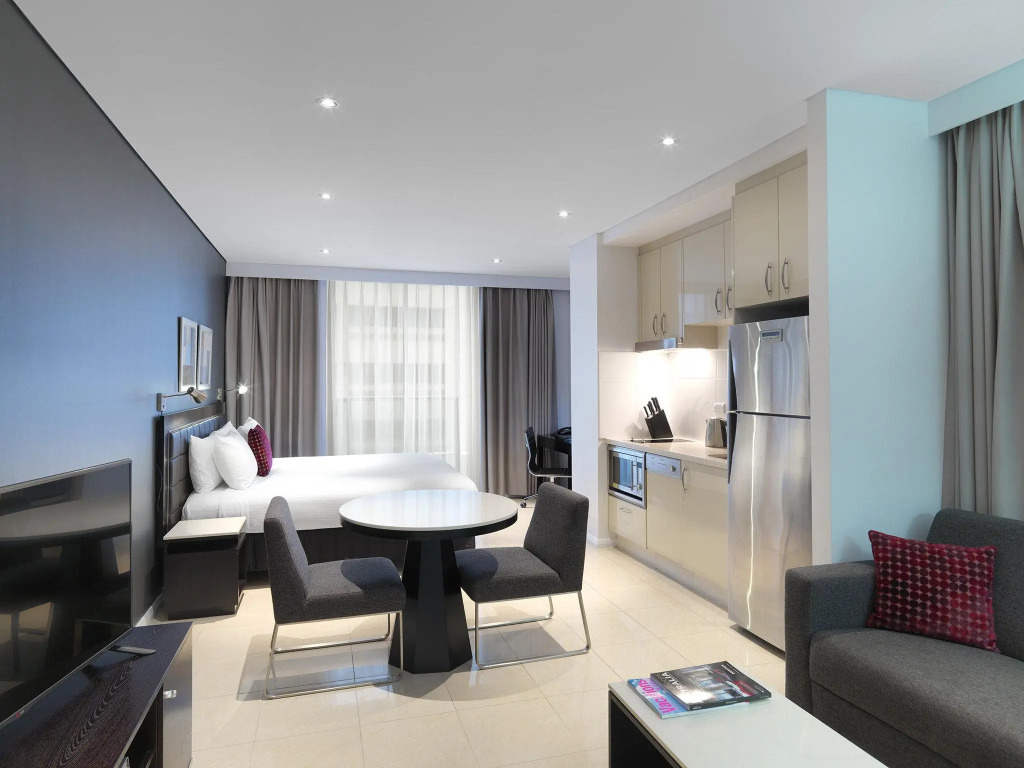 Meriton Suites Pitt Street, Sydney