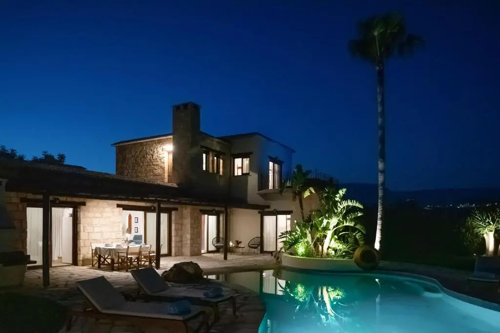 Amera Luxury Villas