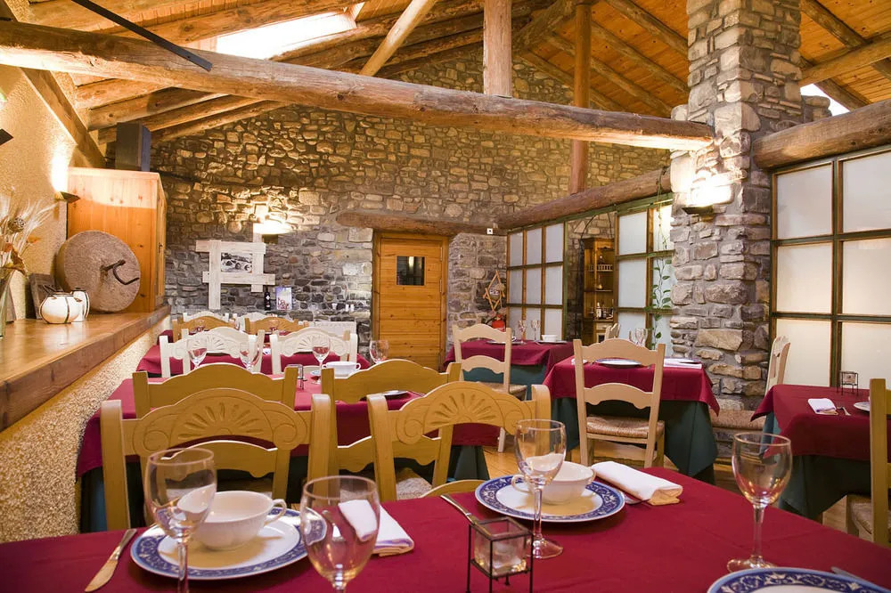 Hotel Rural El Almadiero