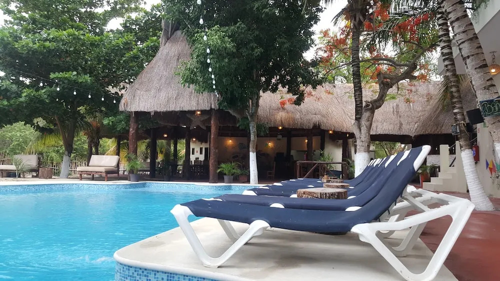 Jungle House Tulum Hotel & Hostal