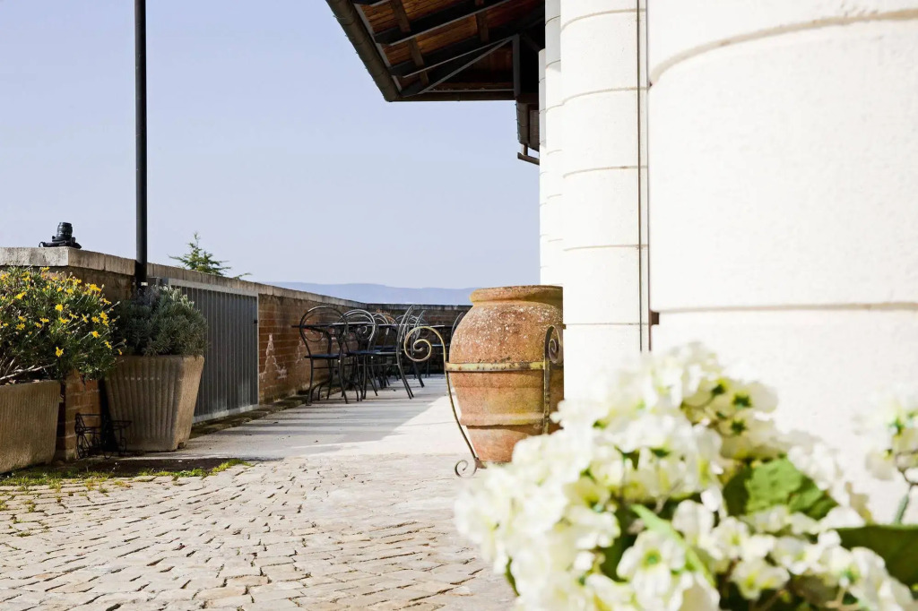 Casa Oliva borgo del Benessere delle Marche