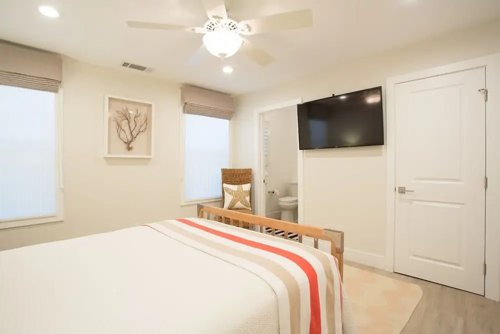 3312 W Ocean Front Ban 4 Bedroom Home