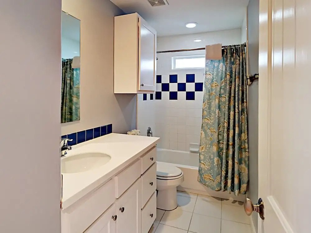 17 Royal Palms - Three Bedroom Home