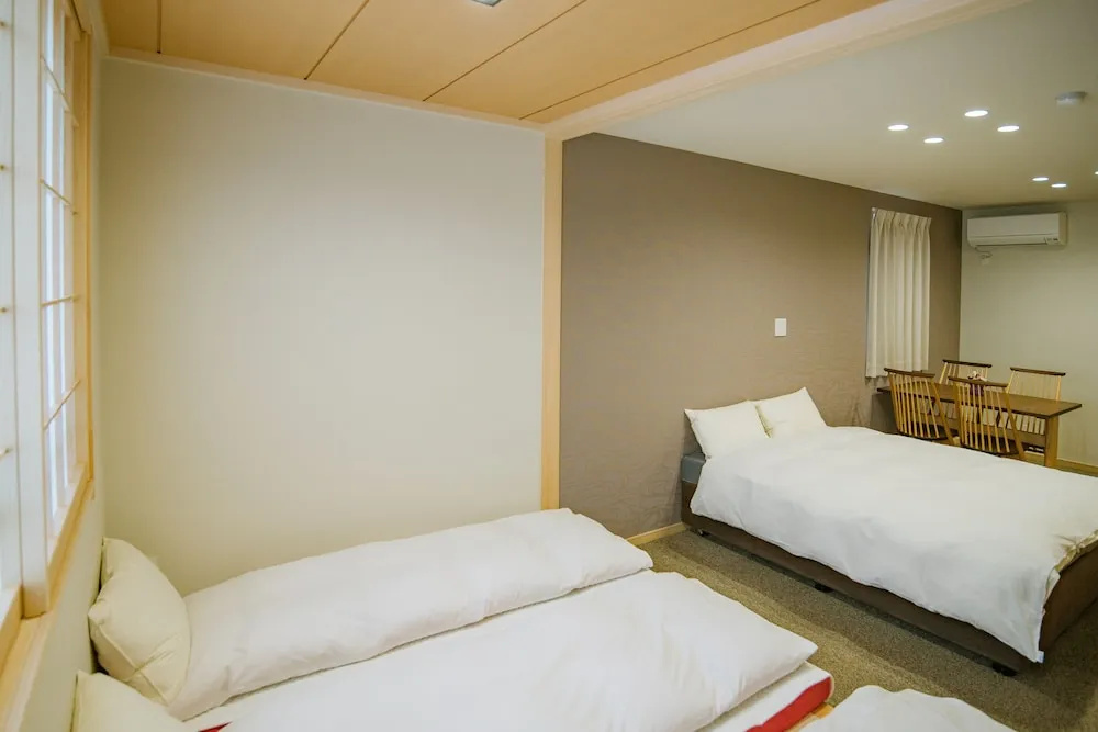 Tokyo Lai's House