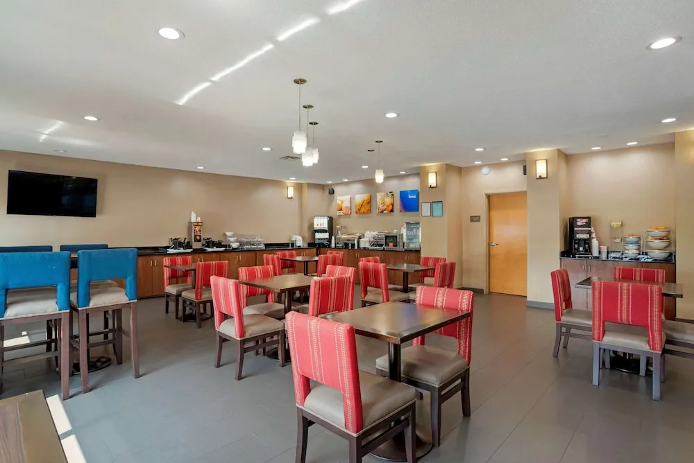 Comfort Suites Oxford