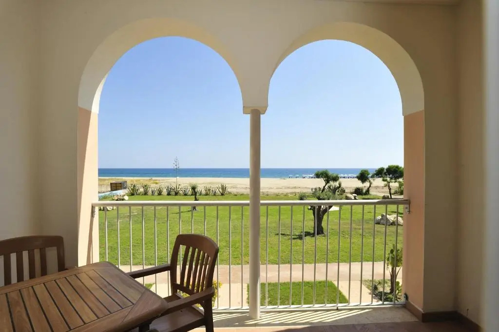 Santa Monica Resort
