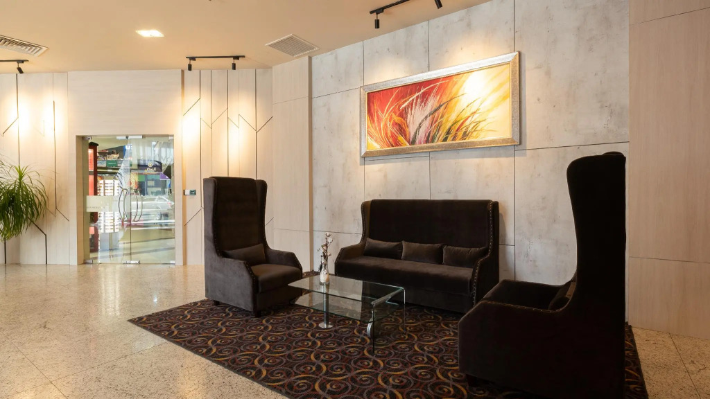 New World Suites