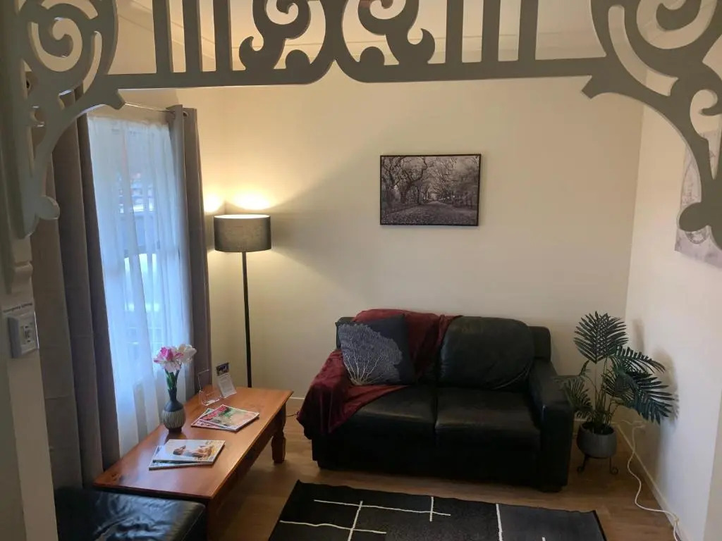 Elmsford Cottage