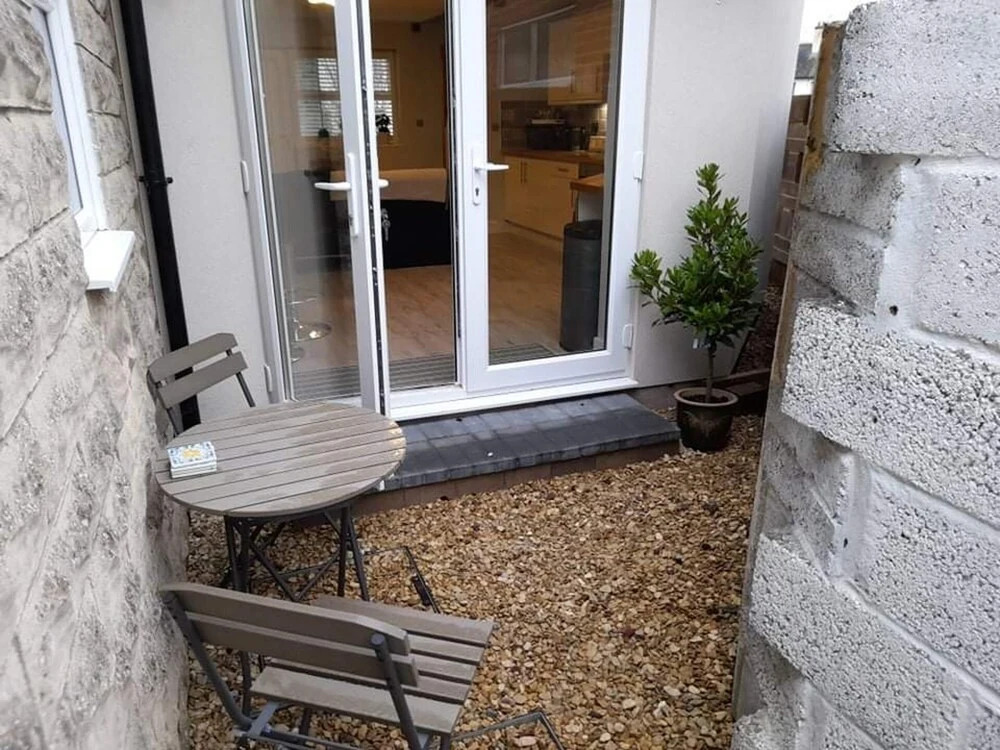 Outstanding, Modern 1-bed House in Chippenham