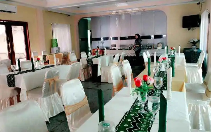 Grand Jamrud Hotel 1