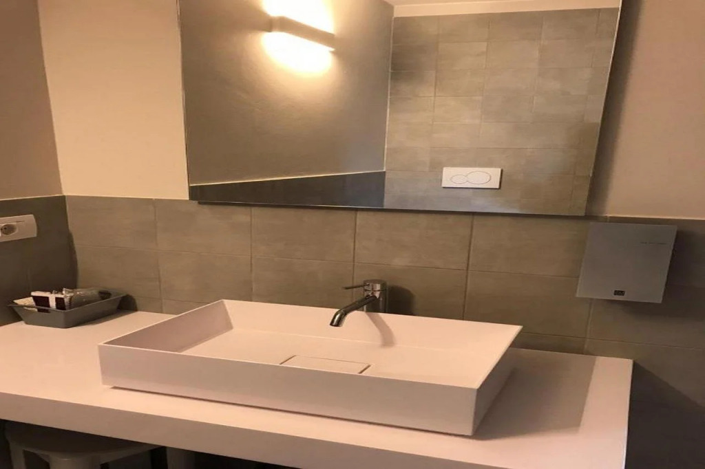 Venice Terminal Apartments & Suites