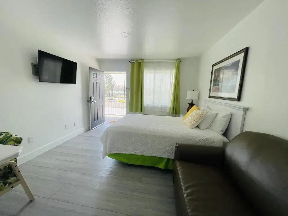 Loma Linda Inn