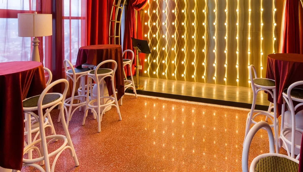 Scarletz Suites Kuala Lumpur, Five Senses