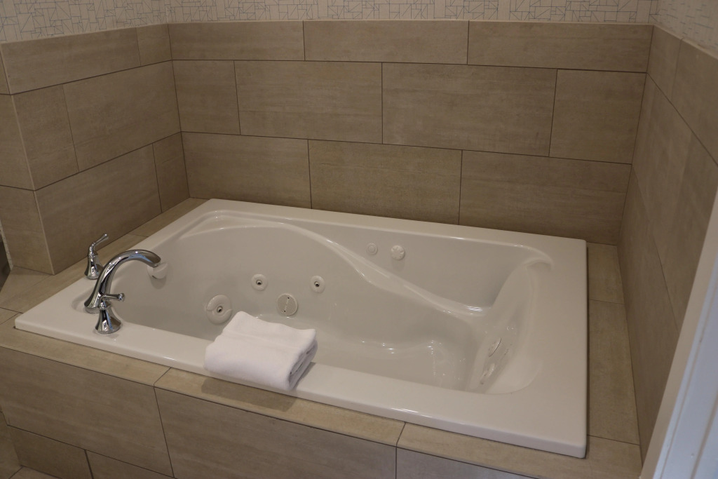 Holiday Inn Express & Suites El Dorado Hills by IHG