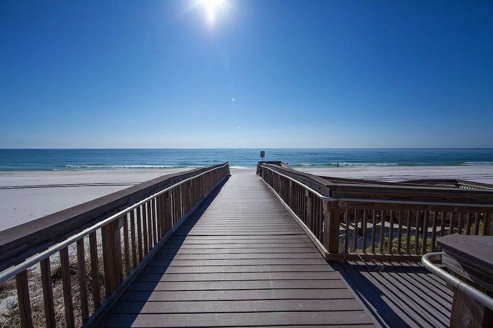 Gulf Shore Condo #311 - 2 Br condo by RedAwning