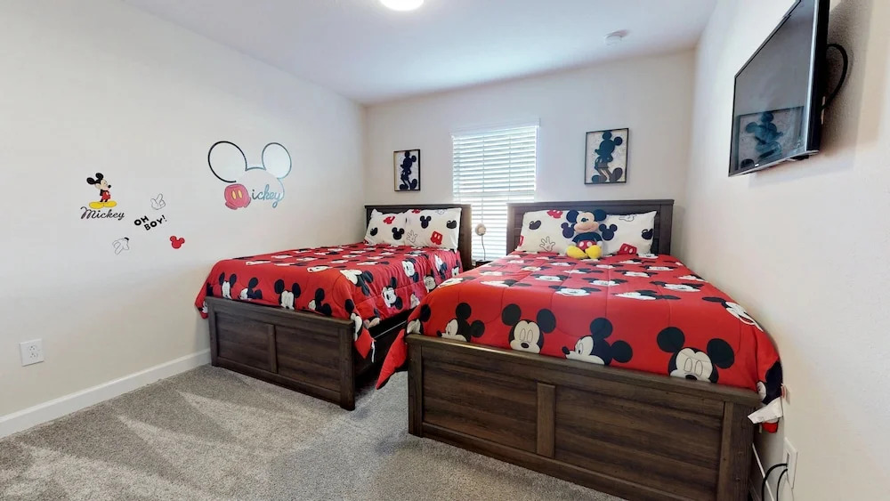 Storey Lake Resort Lbl821