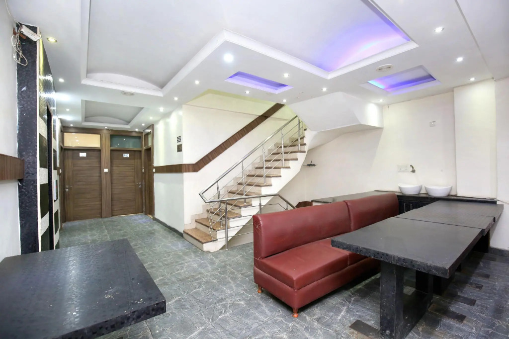 Hotel O Ishita Residency
