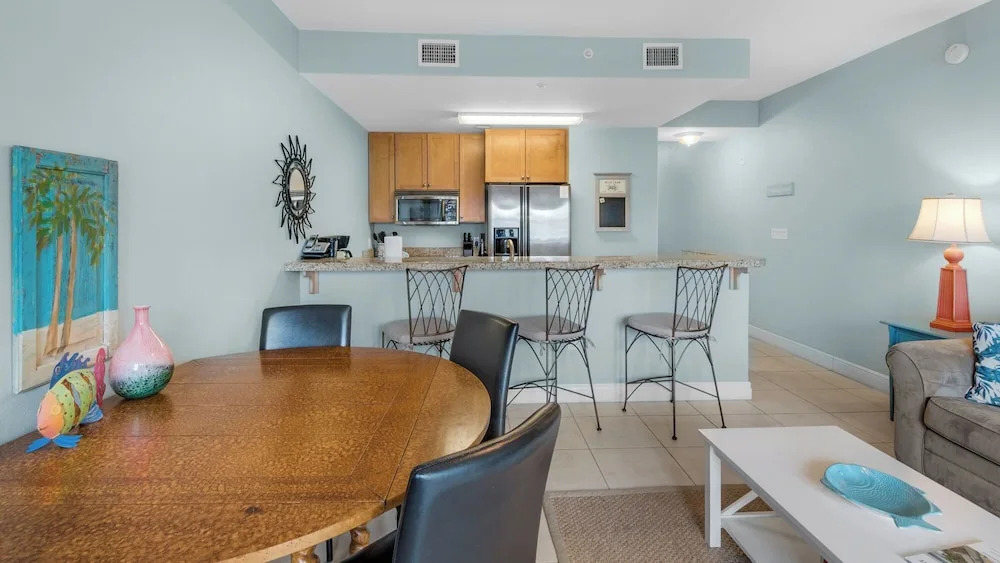 3 Minutes to Beach, Easy Walk to Dining & Shopping in Seagrove - 2 Pools