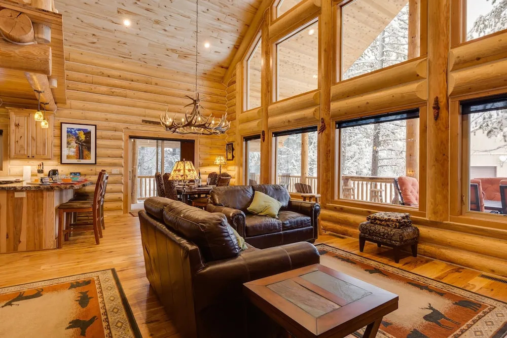 Lumberjack Lodge