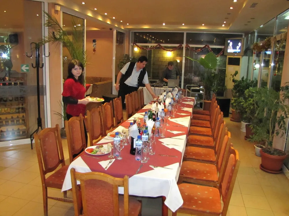 Paris Hotel