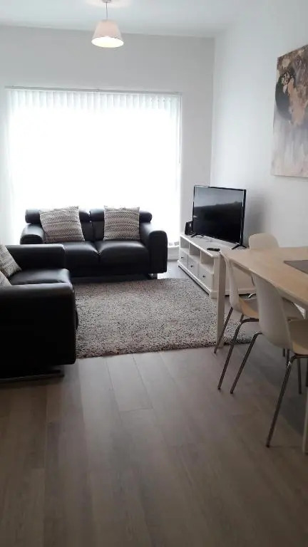 Lynn's Liverpool Apartment