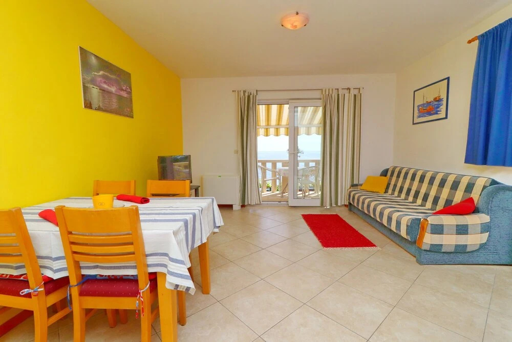 Apartments Plavac Mali