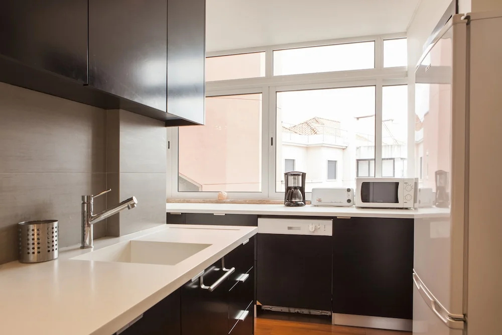 Rent4Rest Lisbon Family & Friends apartment in Roma Avenue