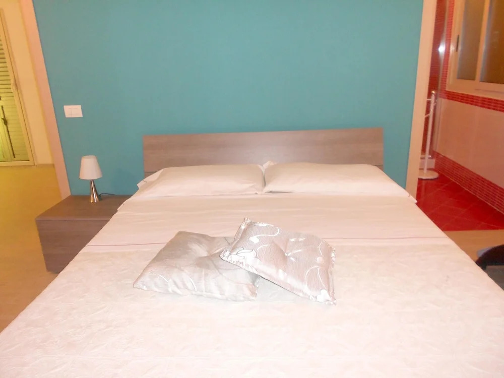 Apartment With 3 Bedrooms in Pozzallo, With Wonderful sea View, Pool A