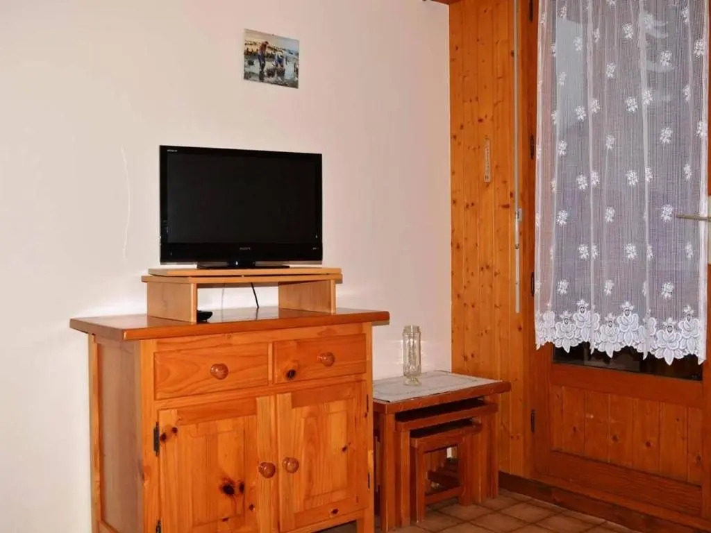 Appartement 2 pièces cabine, 300m pistes/comm, mén. inclus, parking - FR-1-241-11