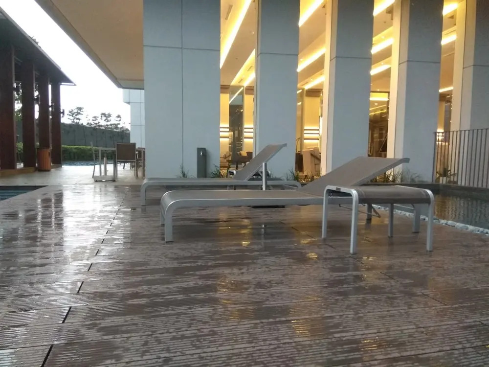 2+1br 1 Park Avenue Apartment Near Gandaria City Mall