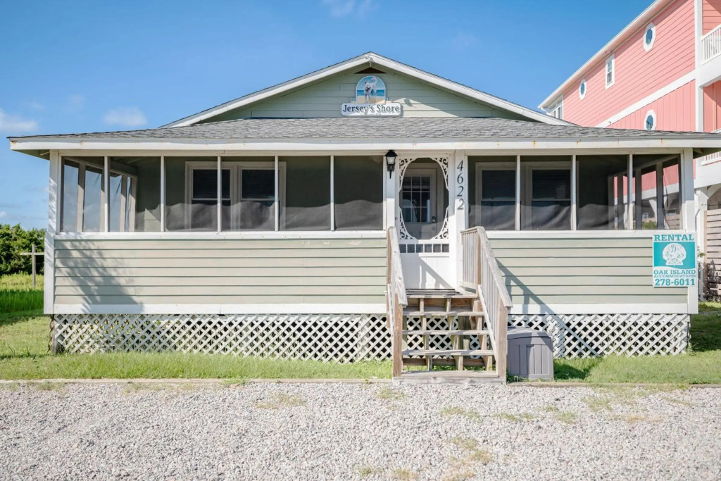Jerseys Shore by Oak Island Accommodations