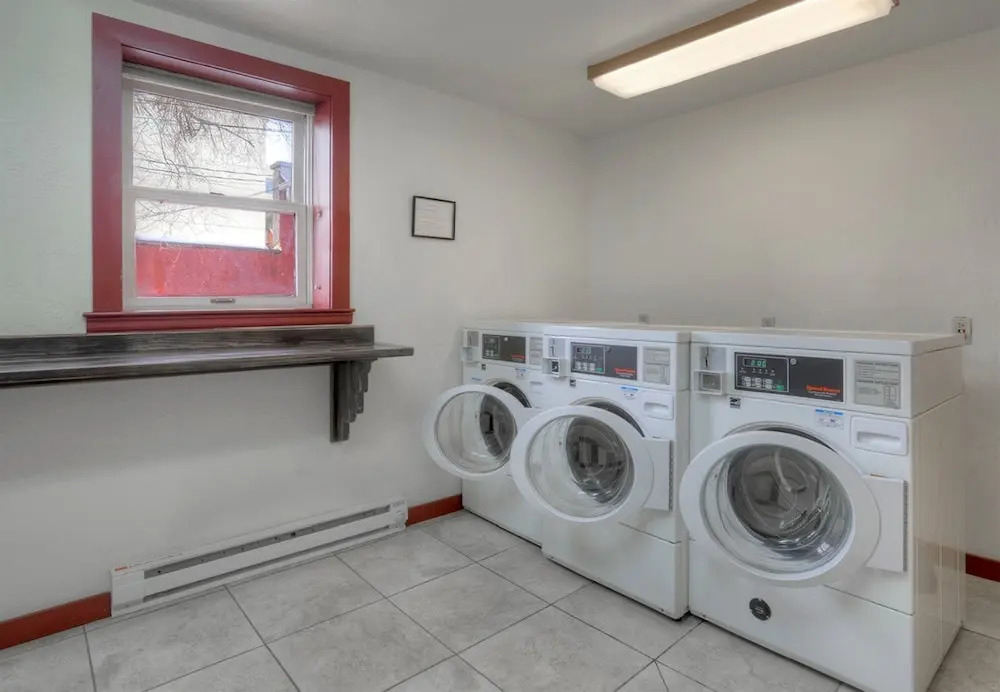 Jarvis Condo 109