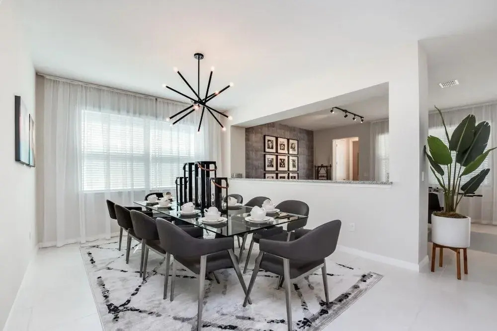 9 BD 6.5 BH House Villa