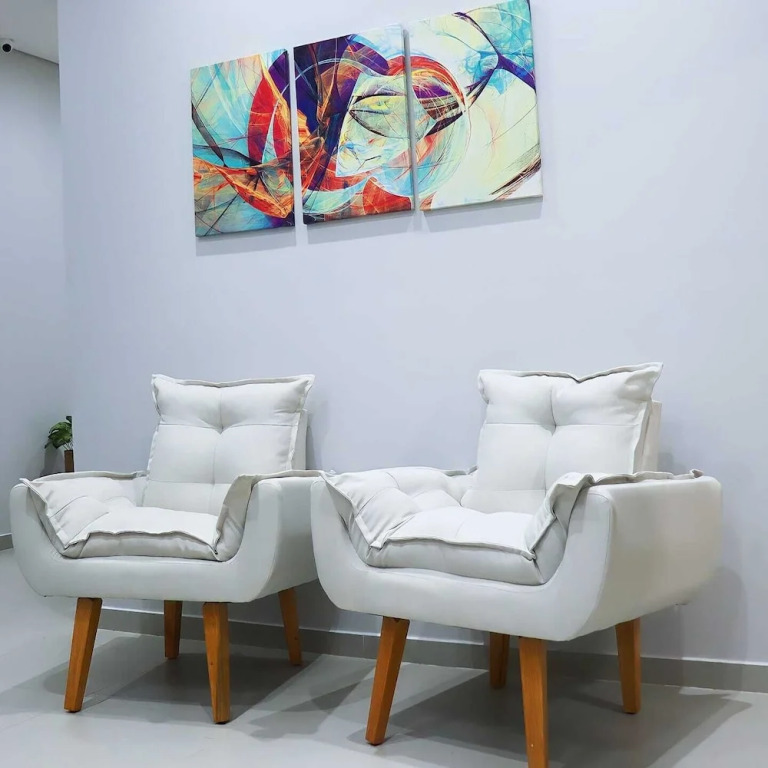VR2 Hotel