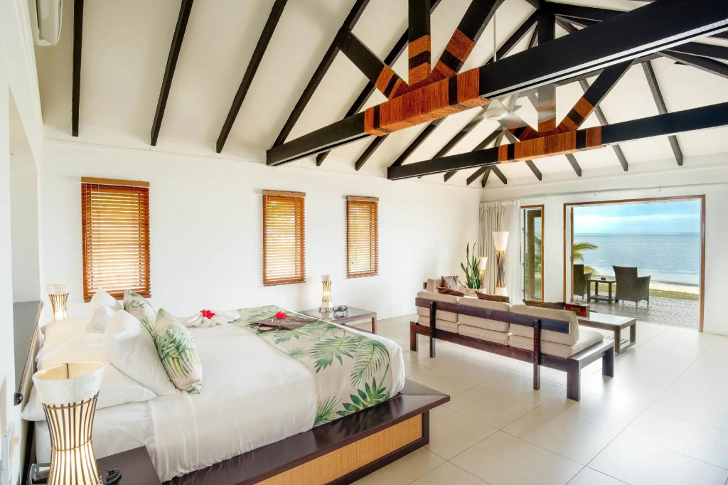 Lomani Island Resort & Spa