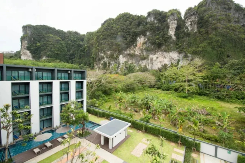 B2 Krabi Ao Nang Premier Resort