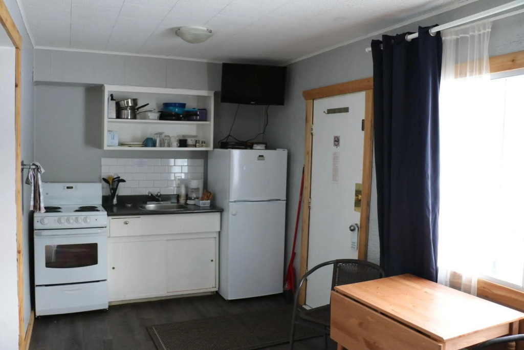 Jasper Way Inn Resort & Campground