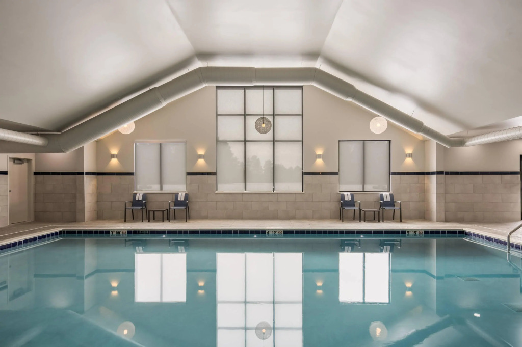 MainStay Suites Gaylord