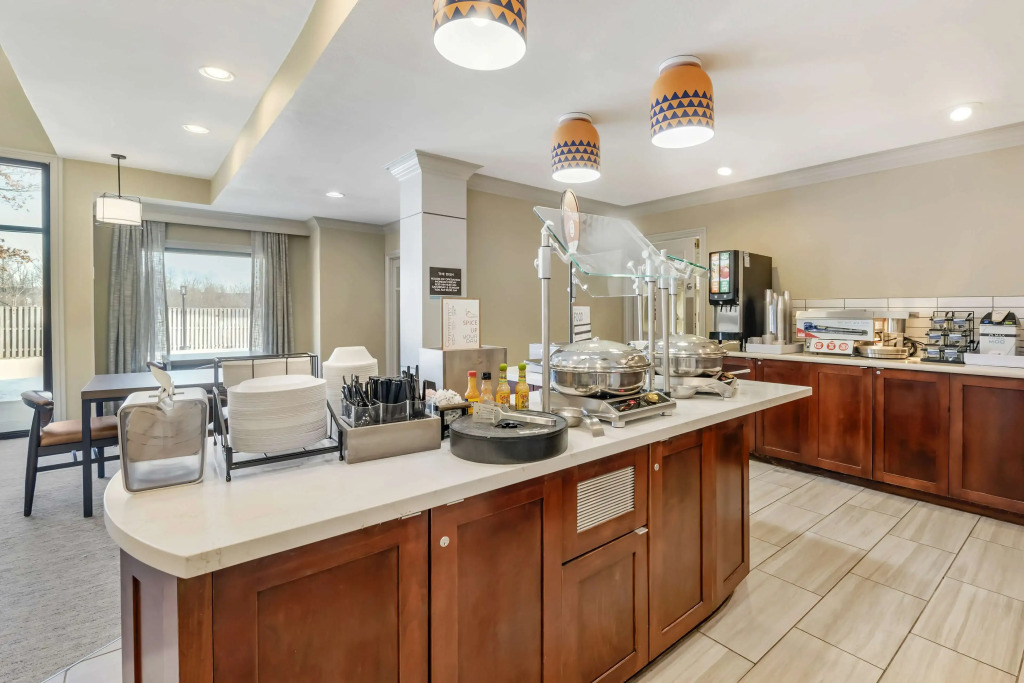 Sonesta ES Suites Dulles Airport