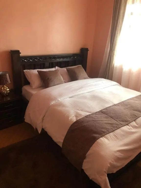 Acacia Chateau 1