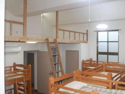 Guest House Chikyugo - the Earth Ship